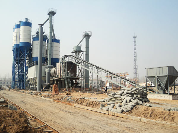 Why is the motor shaking in dry mortar production line?