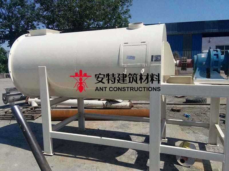Multifunctional dry powder mixer for multiple production
